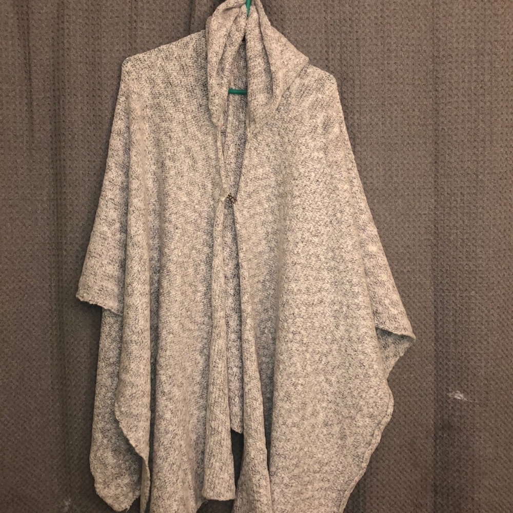 Echo Poncho. - image 1